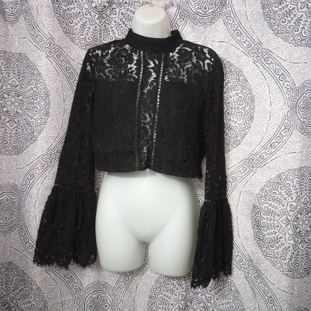 DO + BE Lace Gothic Crop Top with Bell Sleeves Size Large